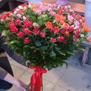 Праздничные букеты571