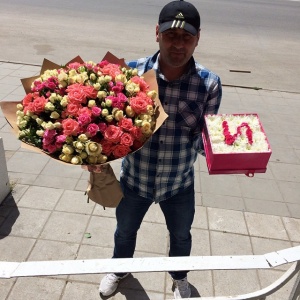 924762_815820775176852_1975830419_n