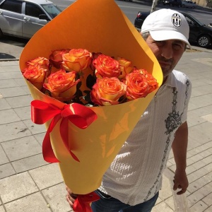 Подарочные букеты...2240