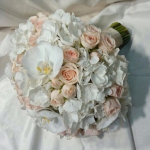 Сочетание нежных цветов, придадут шарма Вашему наряду!