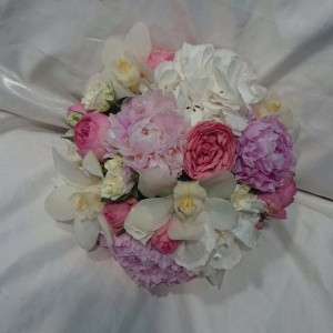 Букет невесты от Цветочного Салона "Азалия".