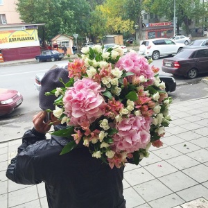 Подарочные букеты...2316