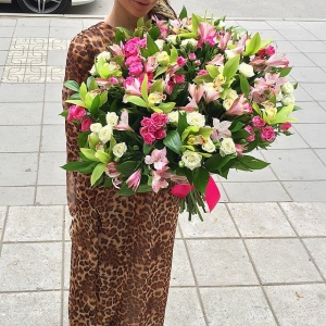 Подарочные букеты...1640