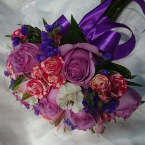 Яркие ленты отлично впишутся в торжество!