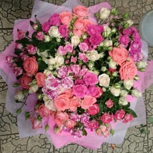 Праздничные букеты610