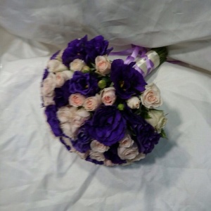 Необычный стиль и изящество.