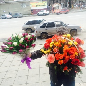 924655_511084345697201_1546837843_n