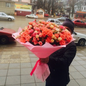 Стильные и яркие решения поднимут настроение и станут настоящим счастливым моментом!