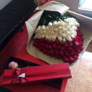 924756_349247668614206_640417158_n