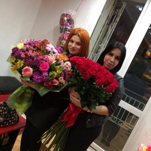 Букет жениха должен быть таким- чтобы у гостей не осталось сомнений что он настоящий жених!