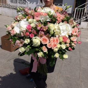 Цветы- это не просто подарок. Цветы- это искусство!